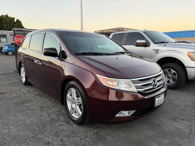2012 HONDA Odyssey