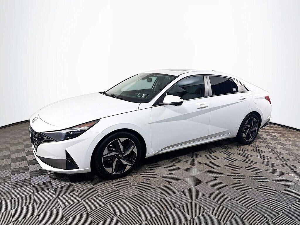 2021 HYUNDAI Elantra