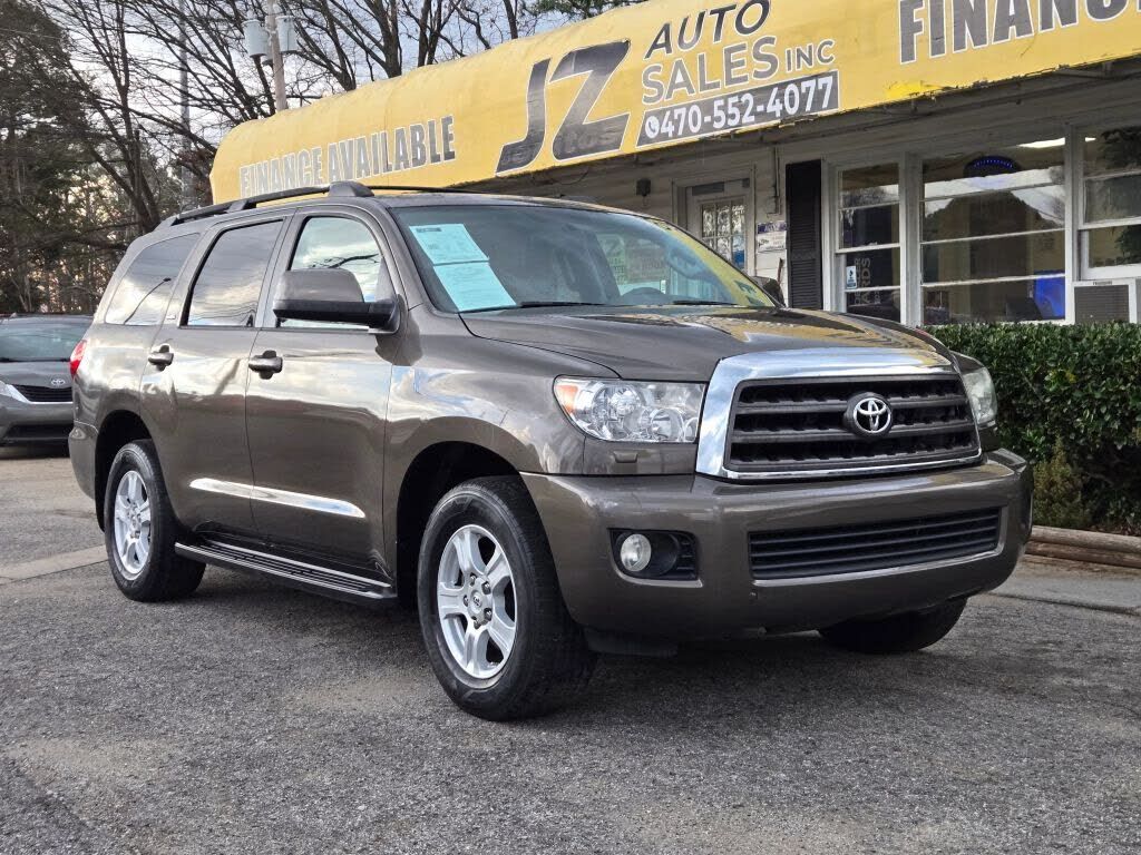 2013 TOYOTA Sequoia
