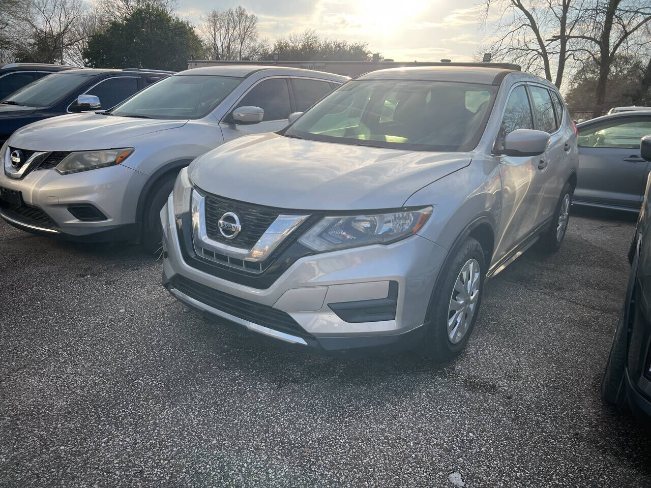 2017 NISSAN Rogue