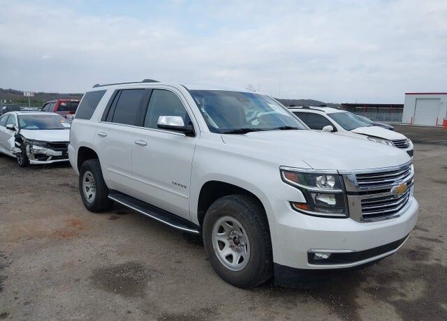 2017 CHEVROLET Tahoe