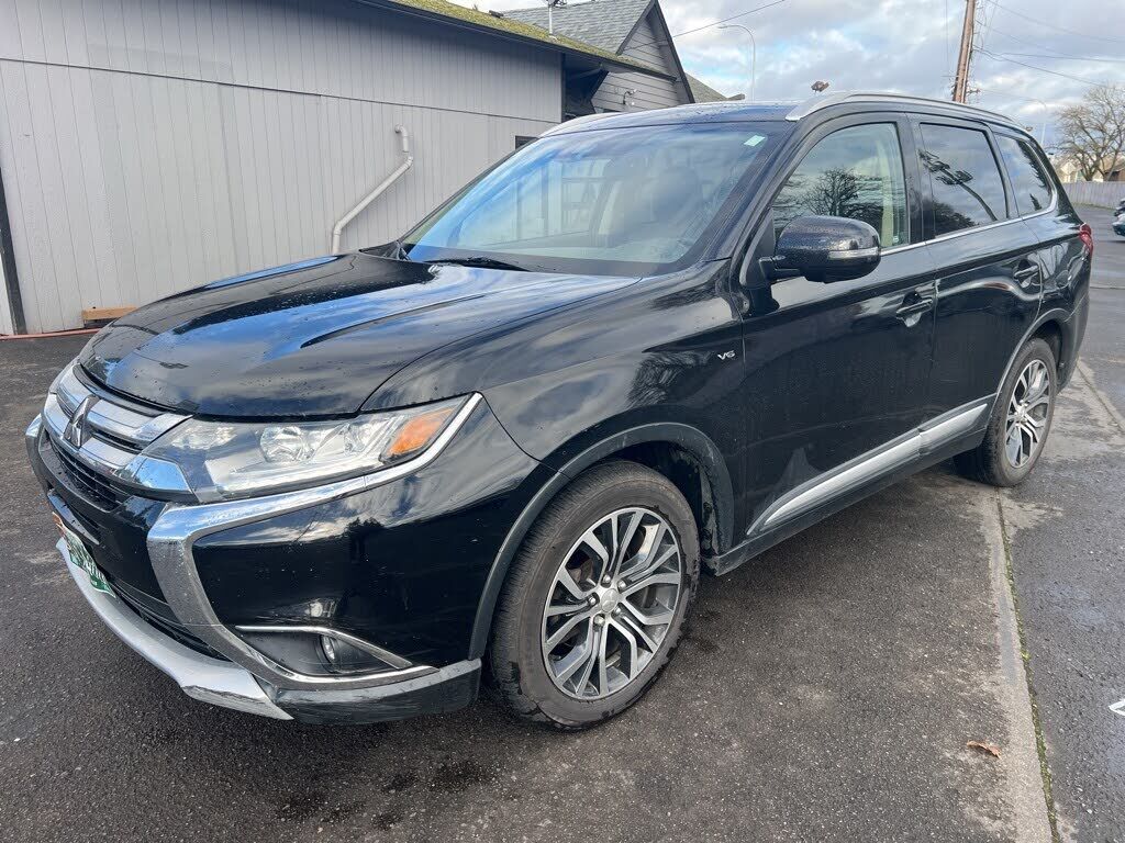 2018 MITSUBISHI Outlander