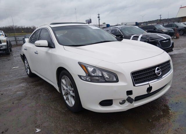 2011 NISSAN Maxima