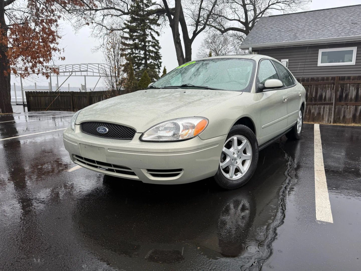 2006 FORD Taurus