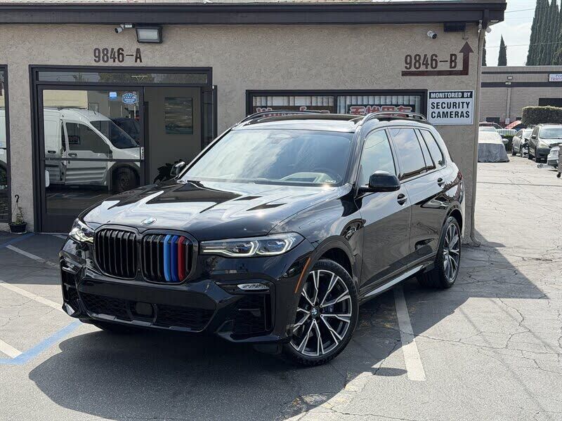 2022 BMW X7