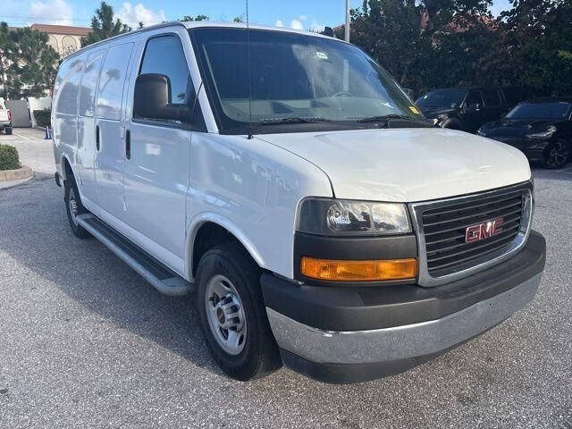 2021 GMC Savana