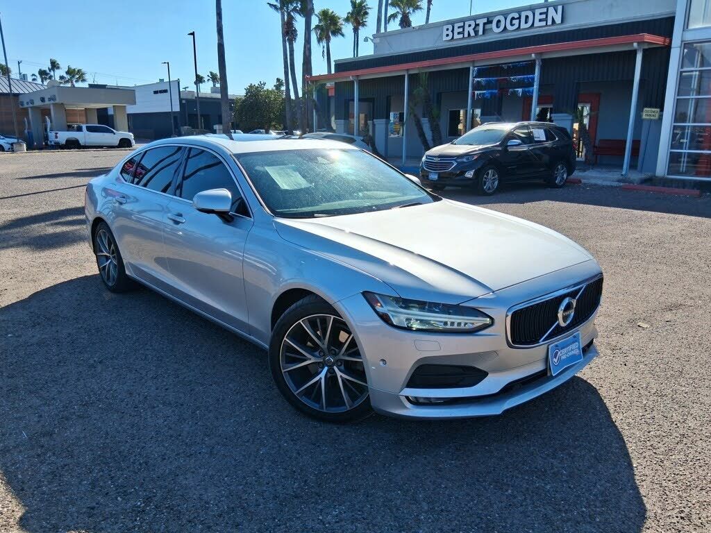 2018 VOLVO S90