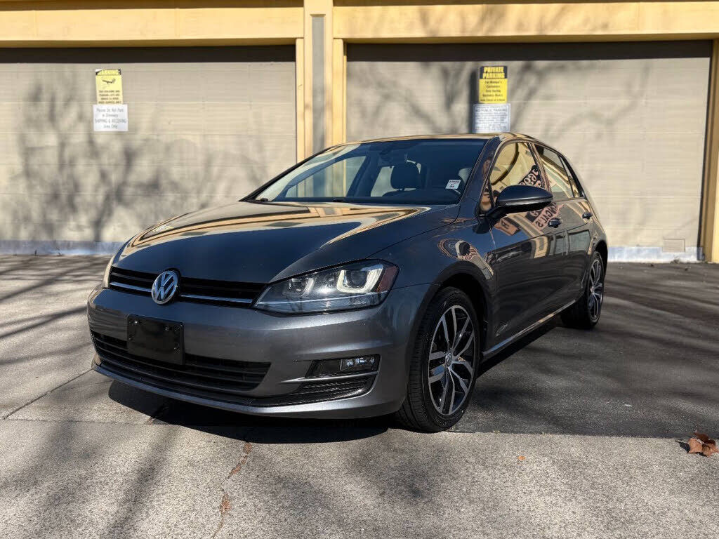 2016 VOLKSWAGEN Golf