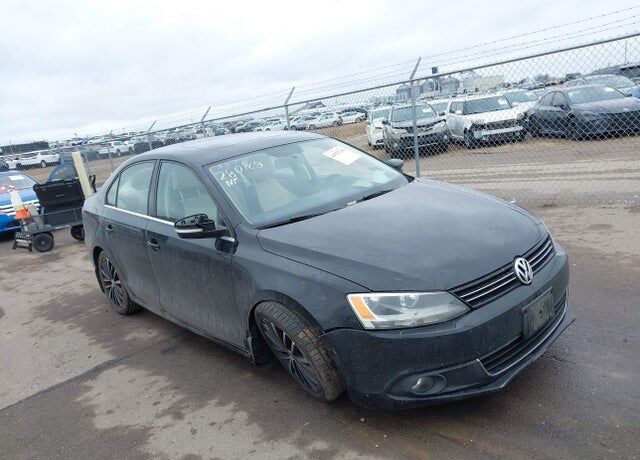 2012 VOLKSWAGEN Jetta