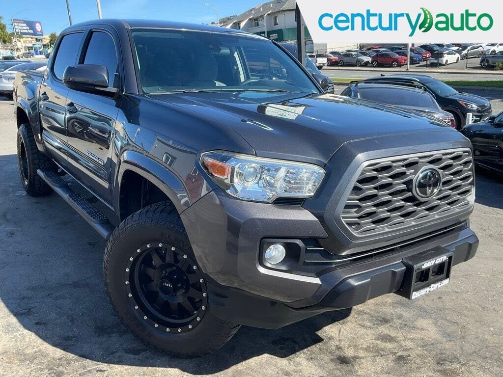 2019 TOYOTA Tacoma