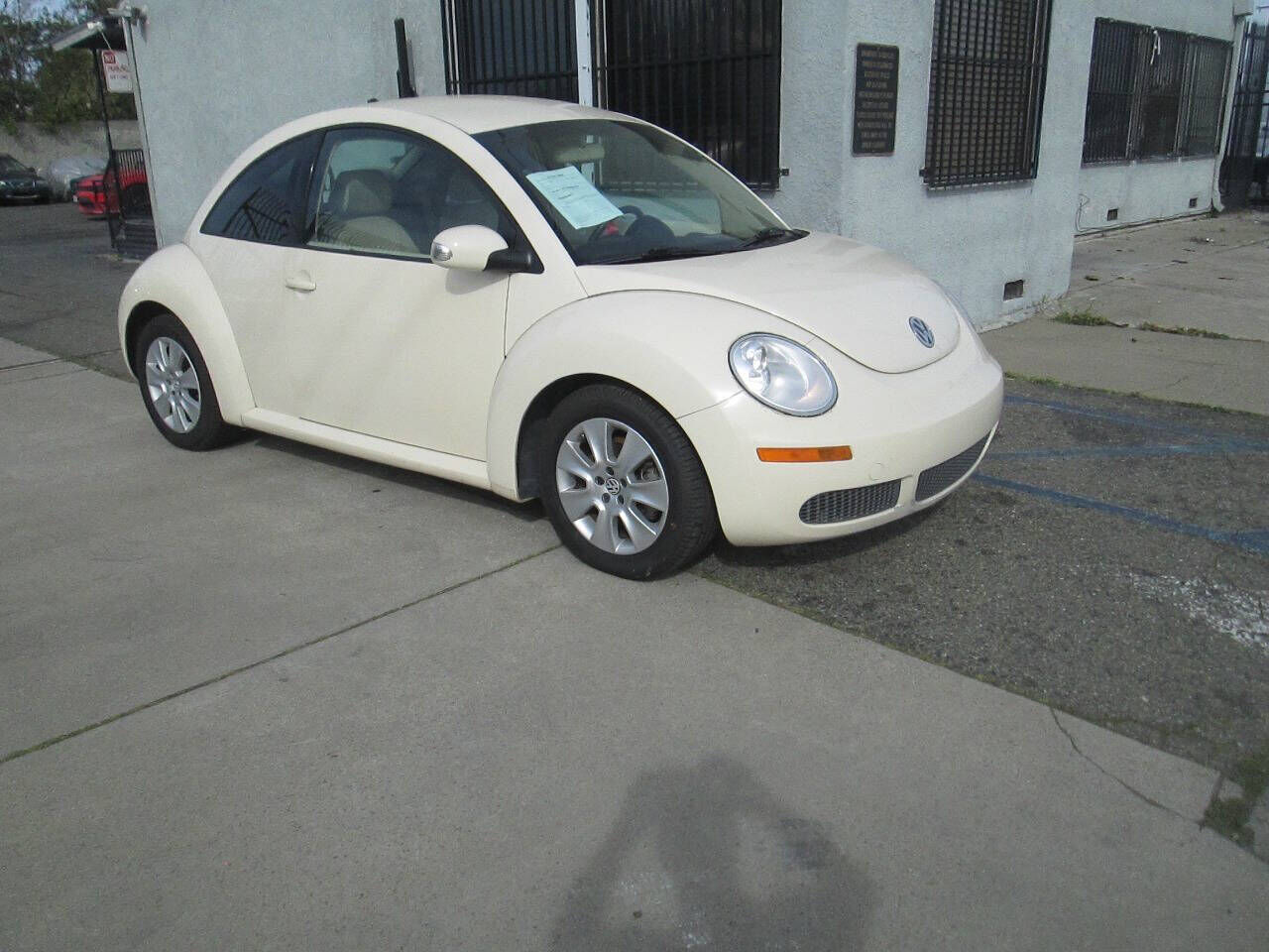 2009 VOLKSWAGEN Beetle