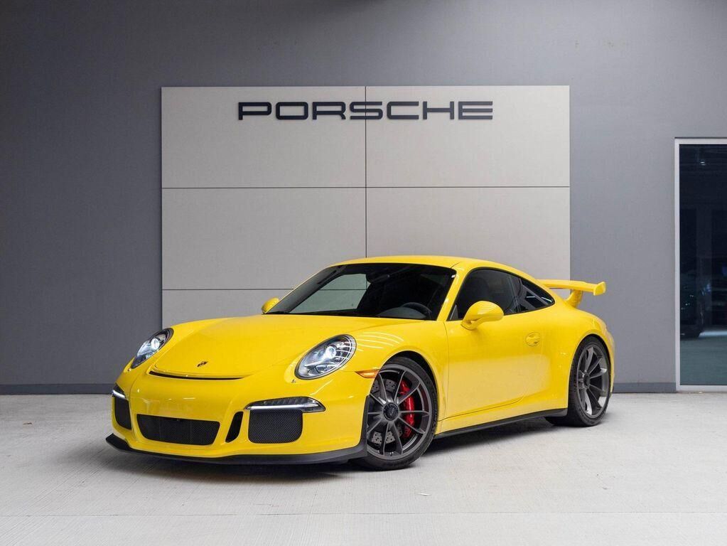 2015 PORSCHE 911