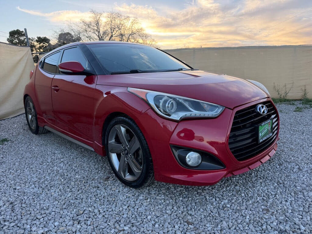 2013 HYUNDAI Veloster