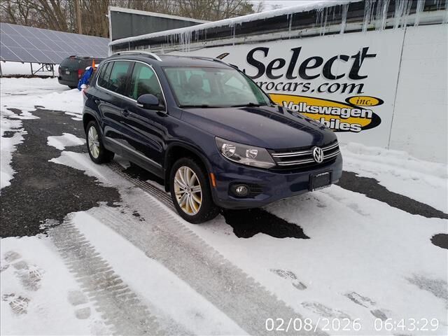 2014 VOLKSWAGEN Tiguan