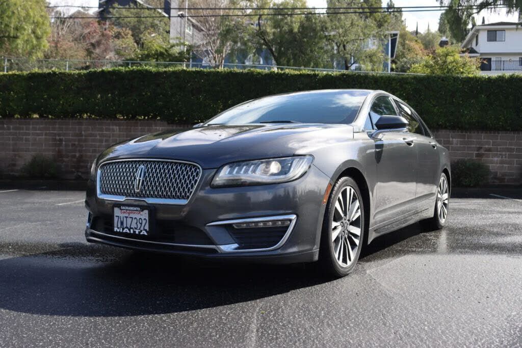 2017 LINCOLN MKZ