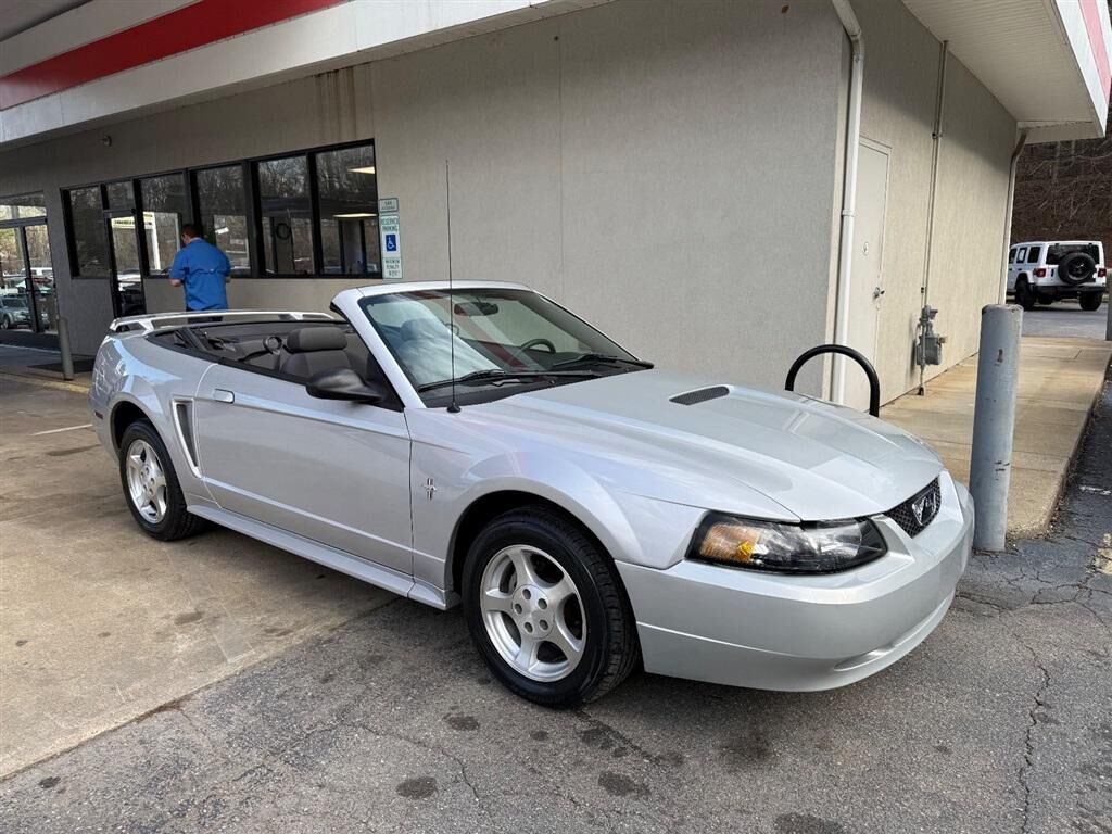 2002 FORD Mustang