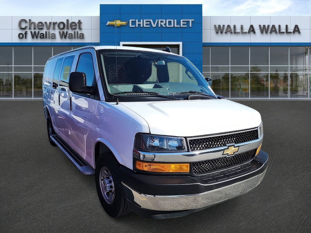 2024 CHEVROLET Express