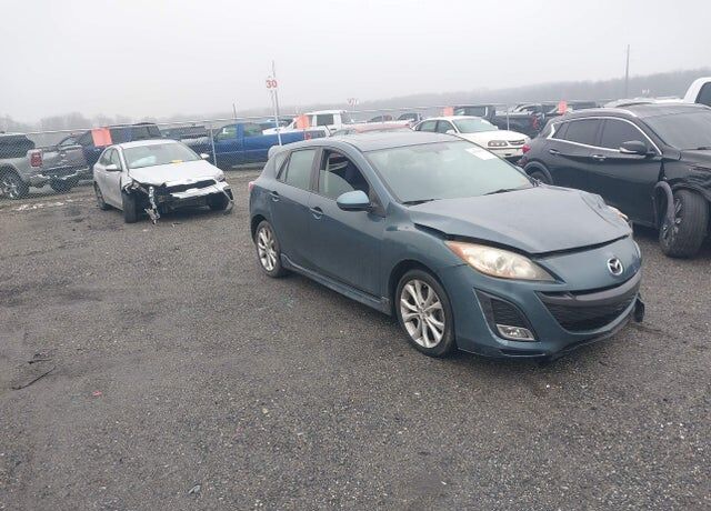 2011 MAZDA Mazda3