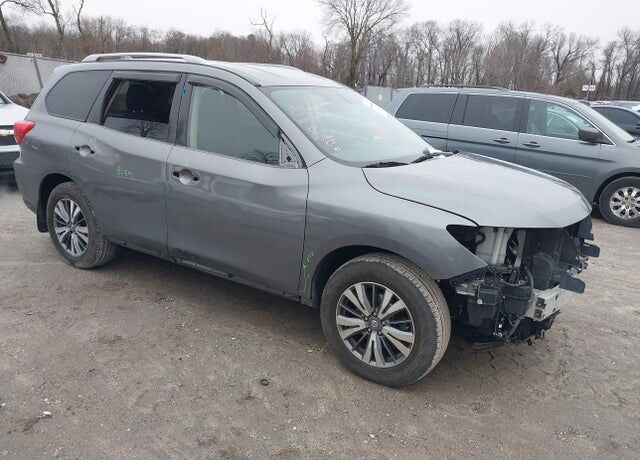 2020 NISSAN Pathfinder