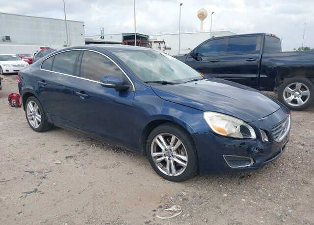 2013 VOLVO S60