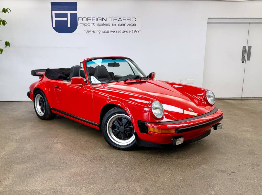 1983 PORSCHE 911