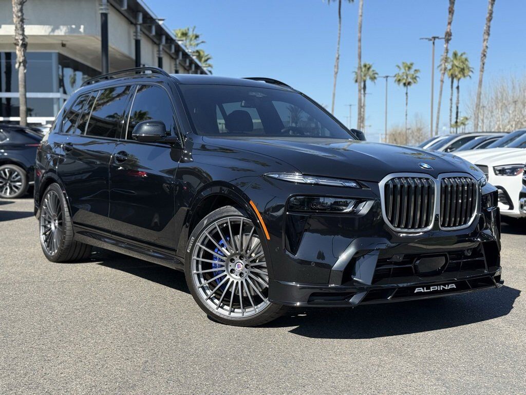 2025 BMW X7