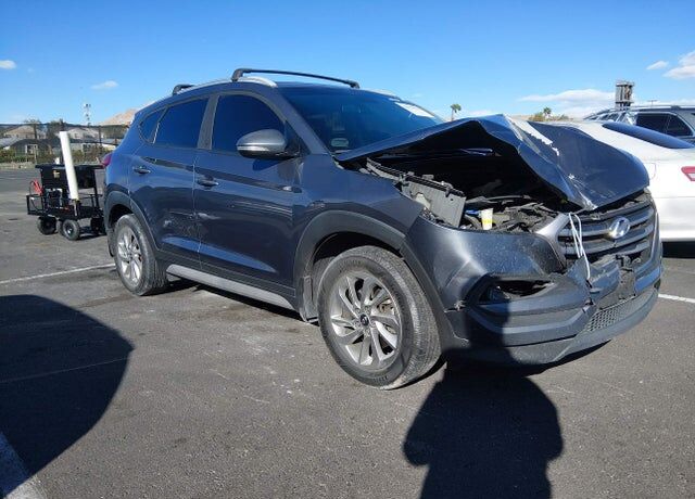 2017 HYUNDAI Tucson