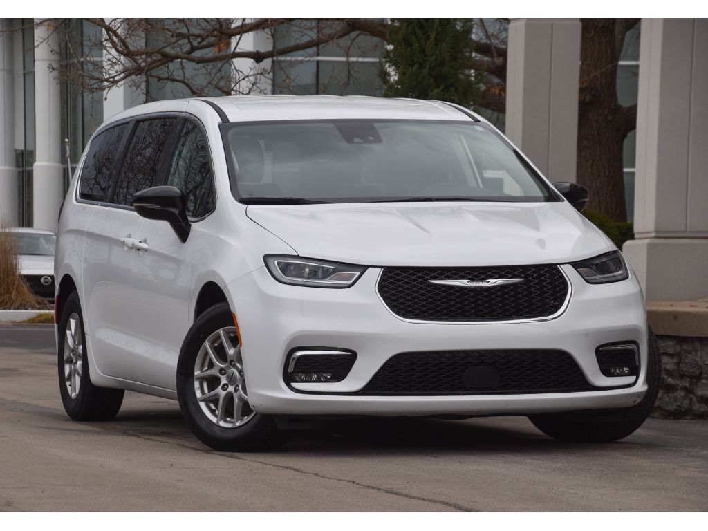 2024 CHRYSLER Pacifica