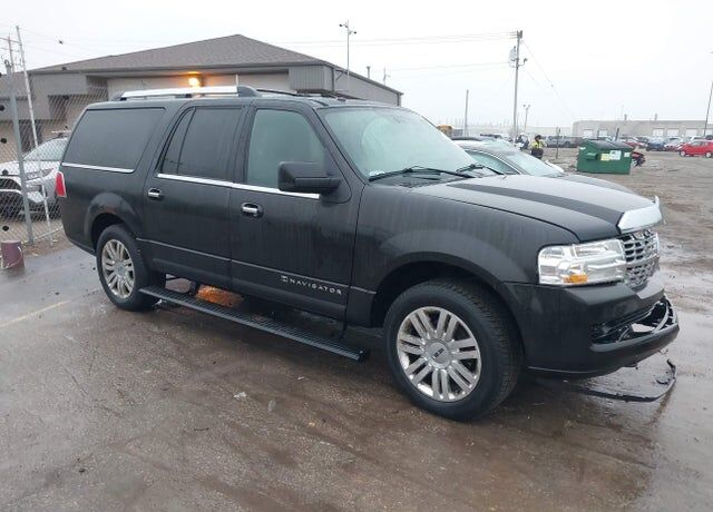 2014 LINCOLN Navigator
