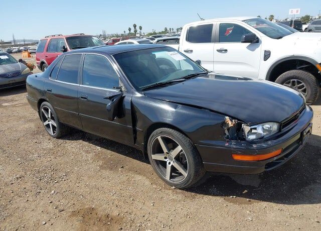 1992 TOYOTA Camry