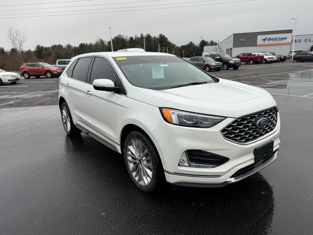 2022 FORD Edge