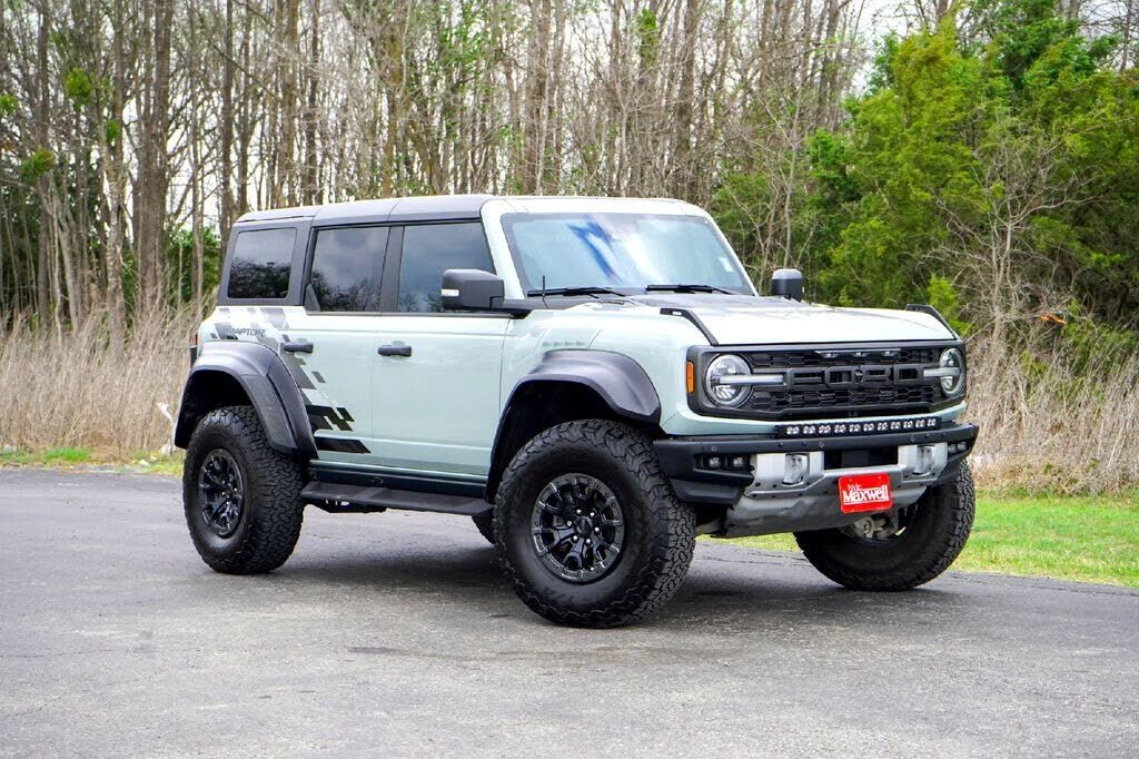2023 FORD Bronco