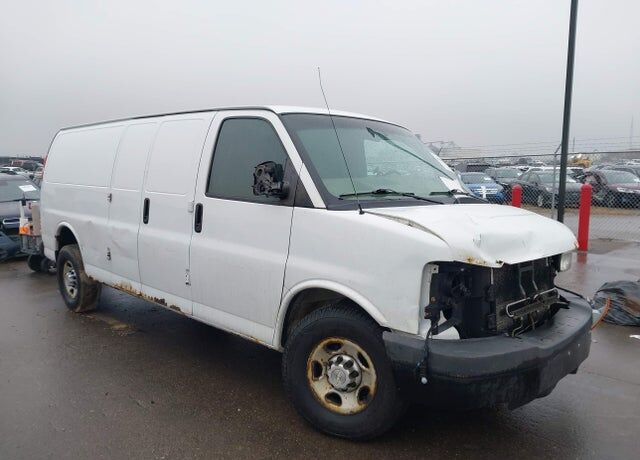 2013 CHEVROLET Express