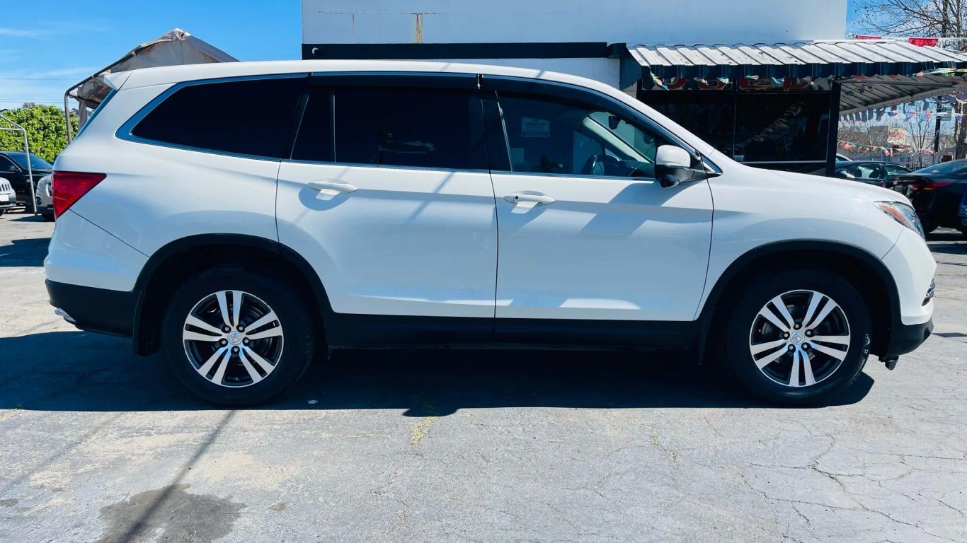 2016 HONDA Pilot