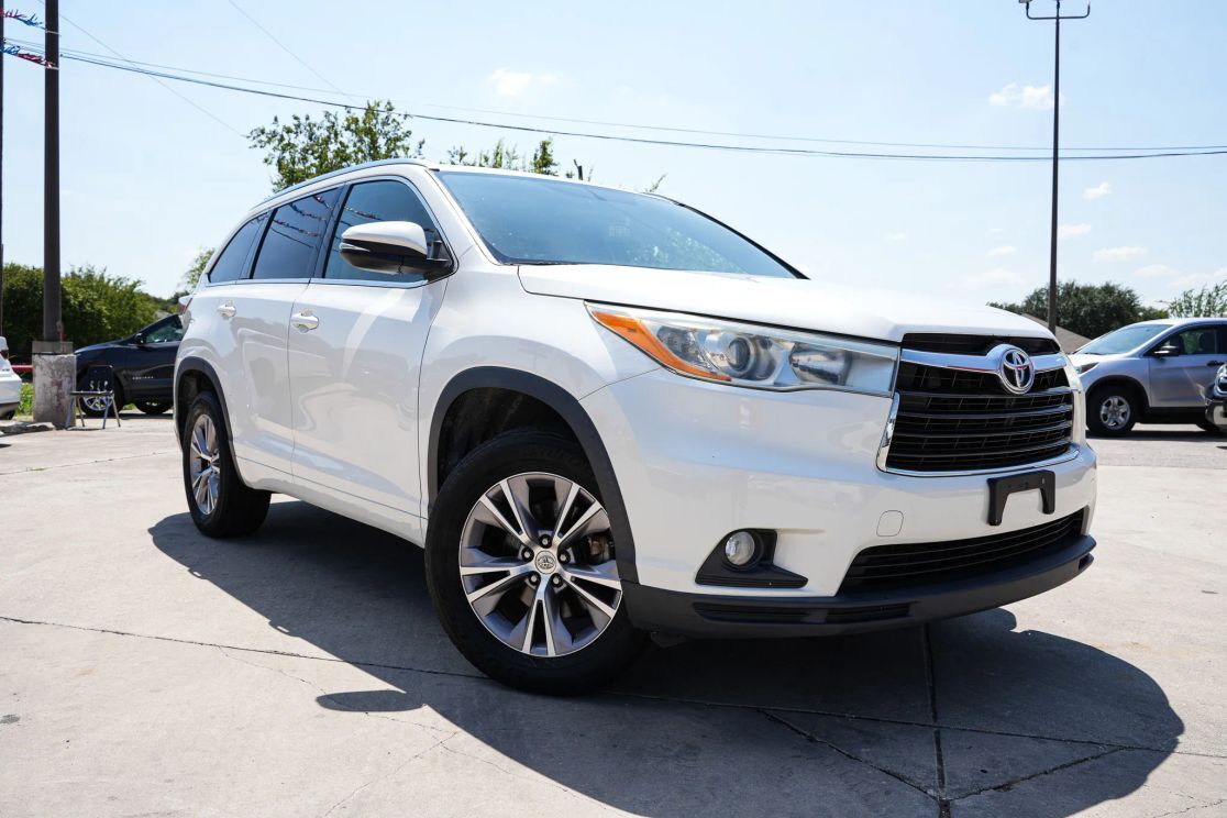 2014 TOYOTA Highlander