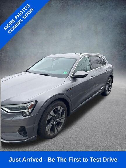 2021 AUDI e-tron