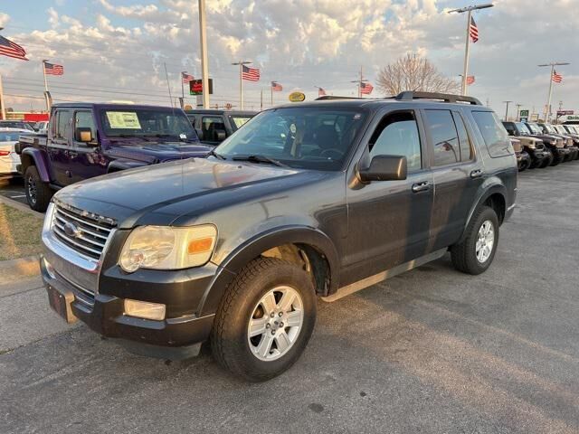 2010 FORD Explorer