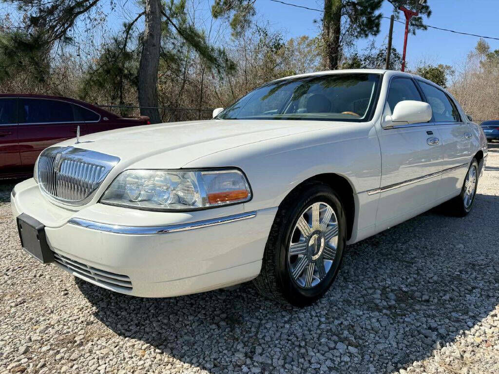 2004 LINCOLN Town Car