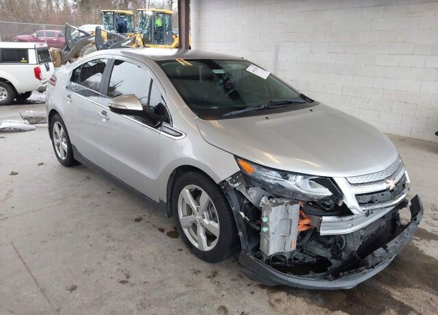 2013 CHEVROLET Volt