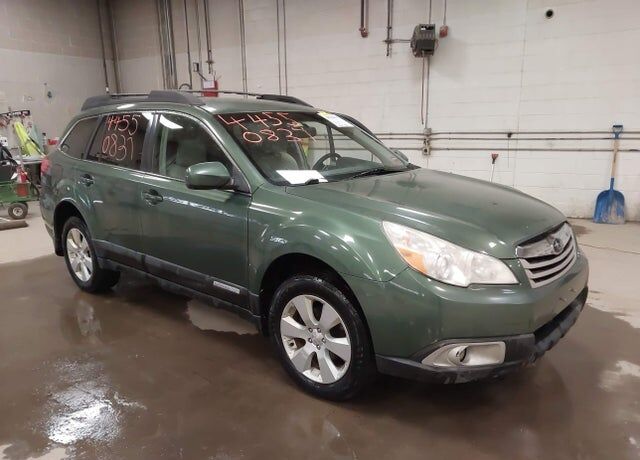 2011 SUBARU Outback