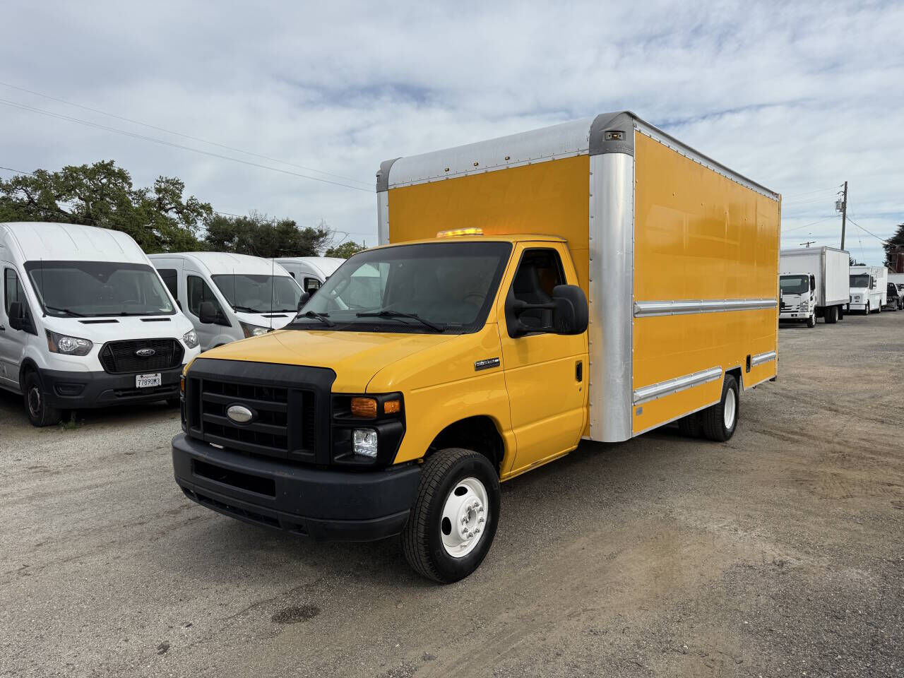 2014 FORD E-350