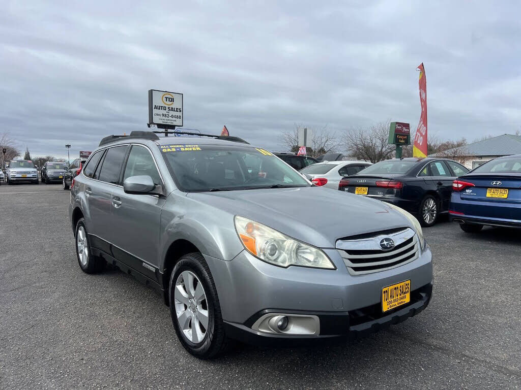 2010 SUBARU Outback