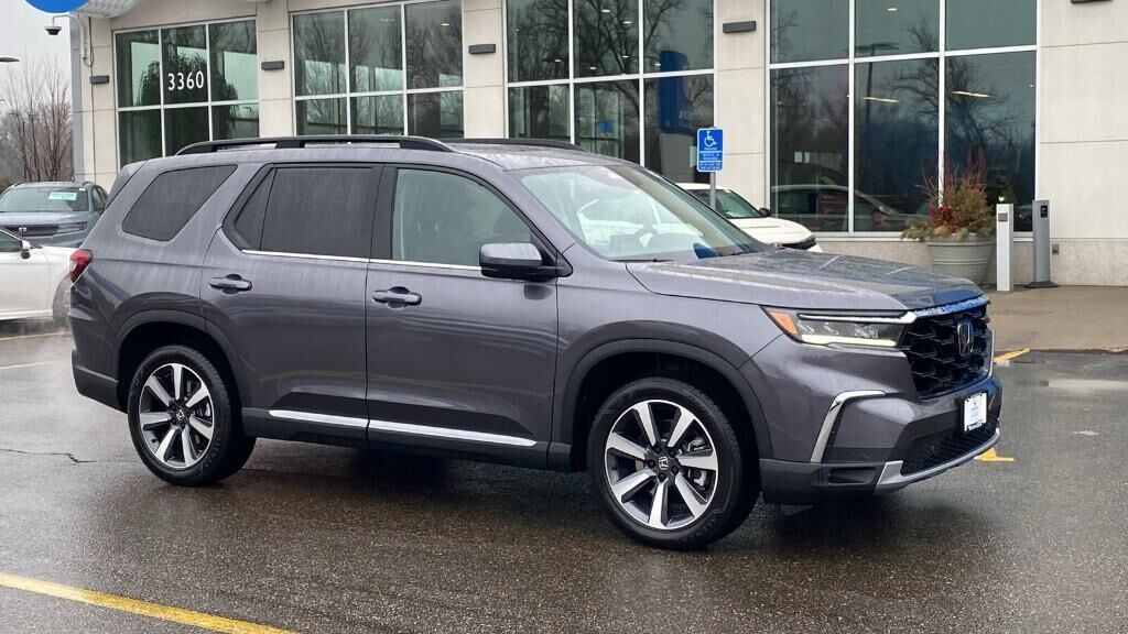 2025 HONDA Pilot