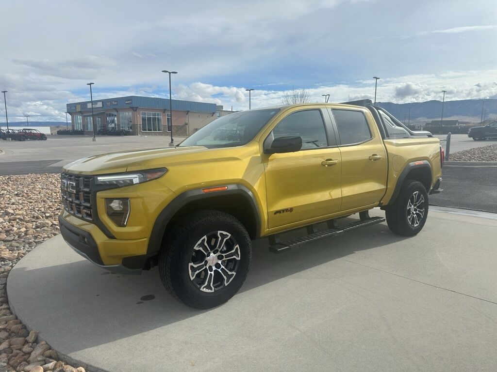 2023 GMC Canyon