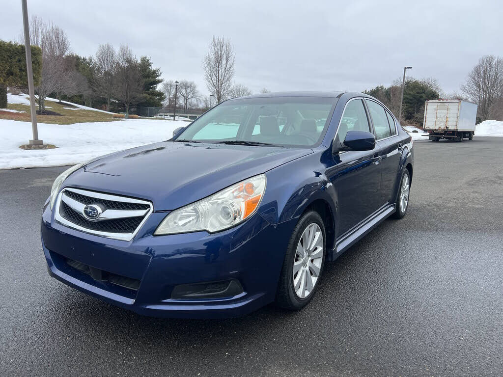 2011 SUBARU Legacy