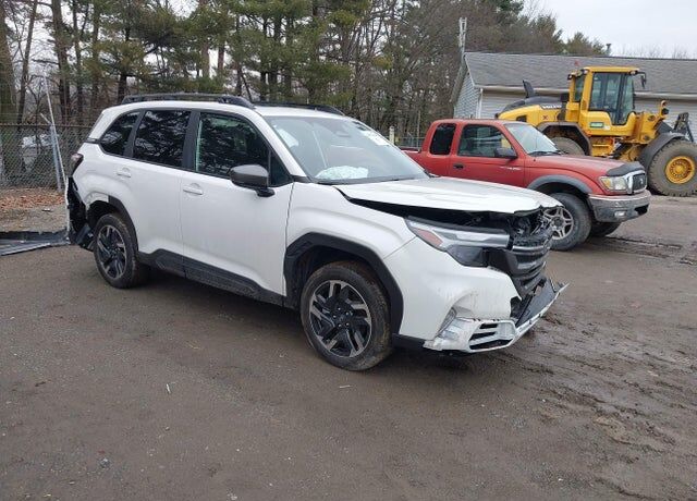 2025 SUBARU Forester