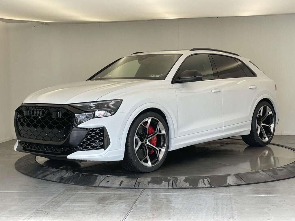 2026 AUDI RS Q8