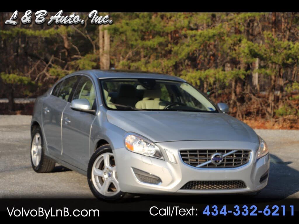 2013 VOLVO S60
