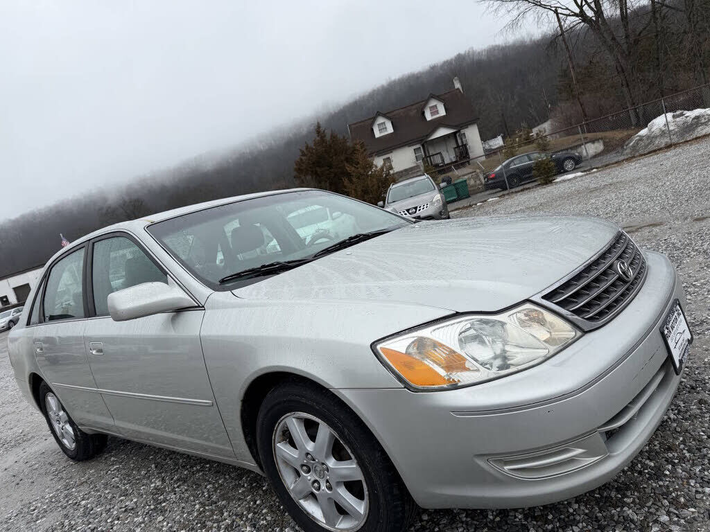 2003 TOYOTA Avalon