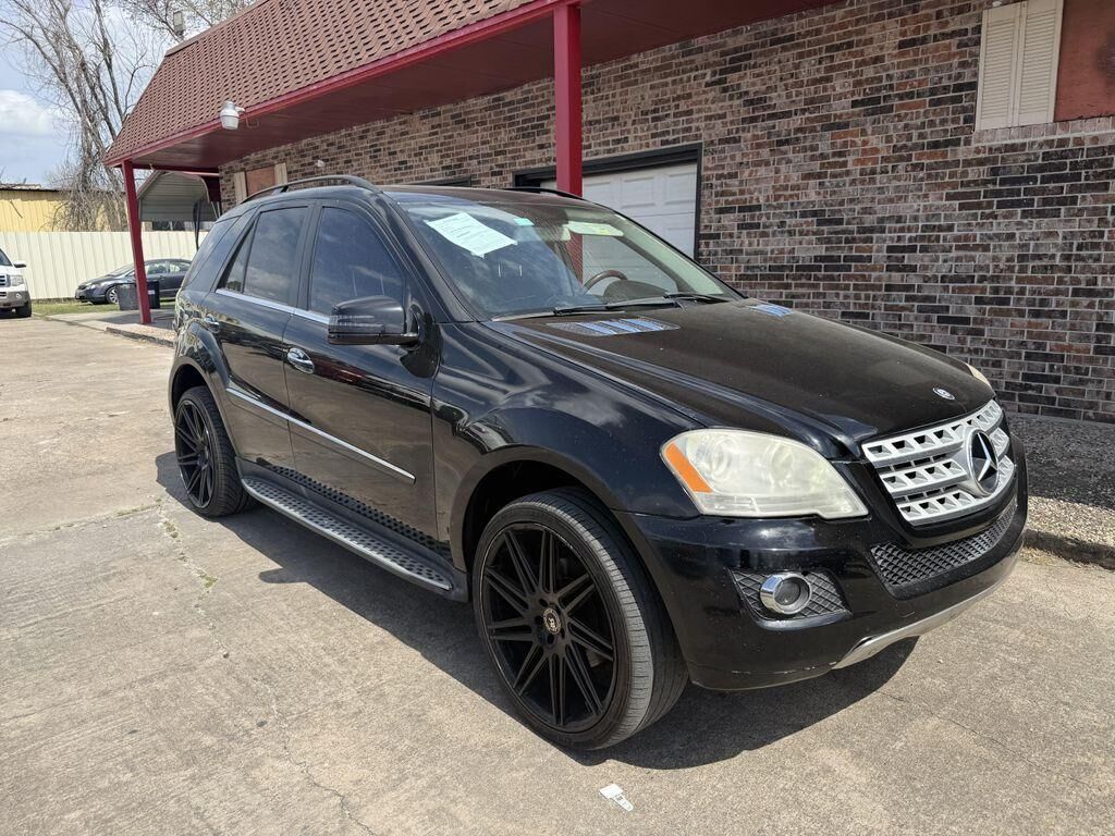 2011 MERCEDES-BENZ M-Class